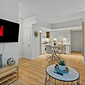  Apartment Elegant & Cozy Two-bedroom Duplex In The Heart Of Yaletown