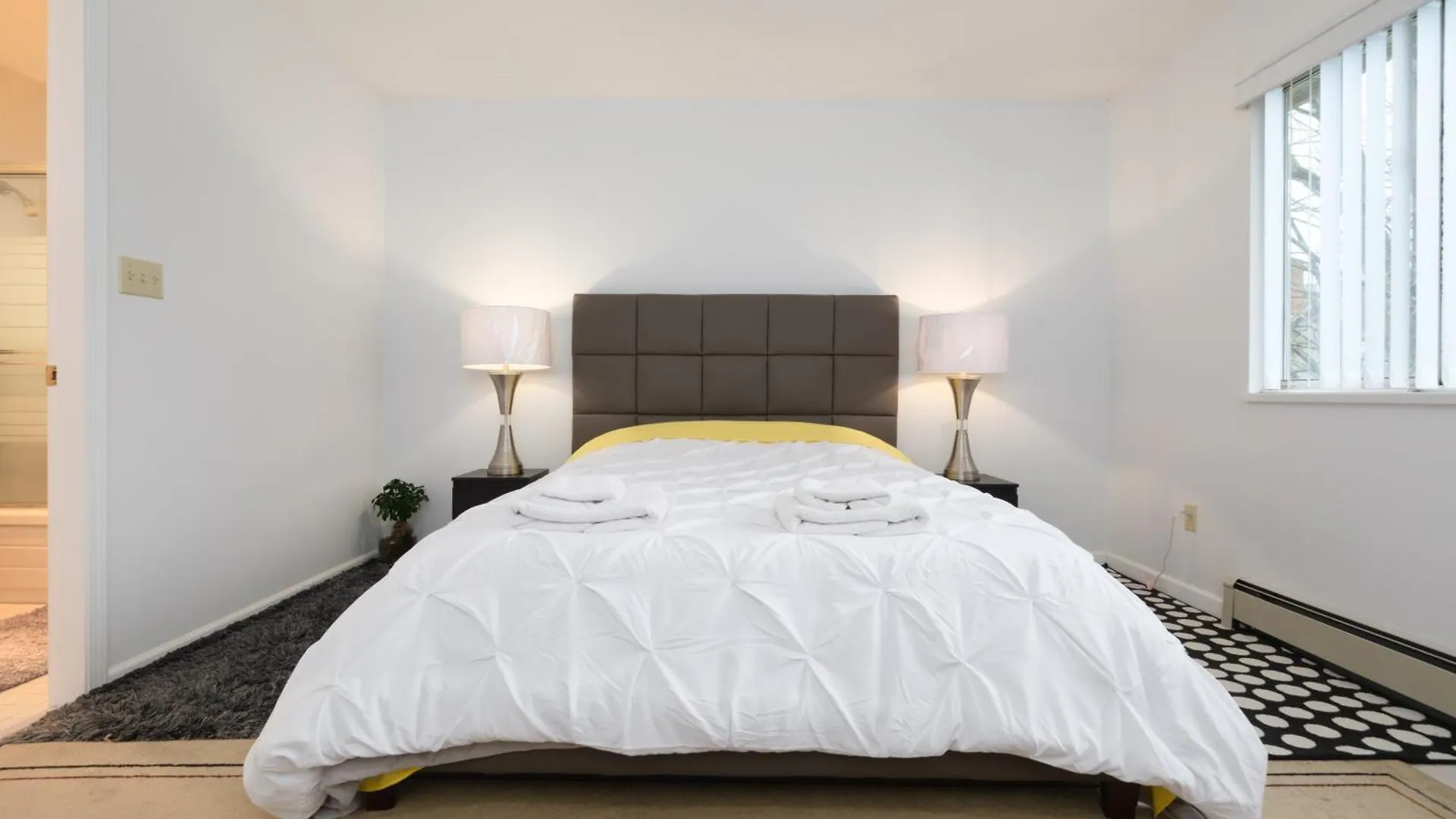 Willow Street Homestay Ванкувер 0*,